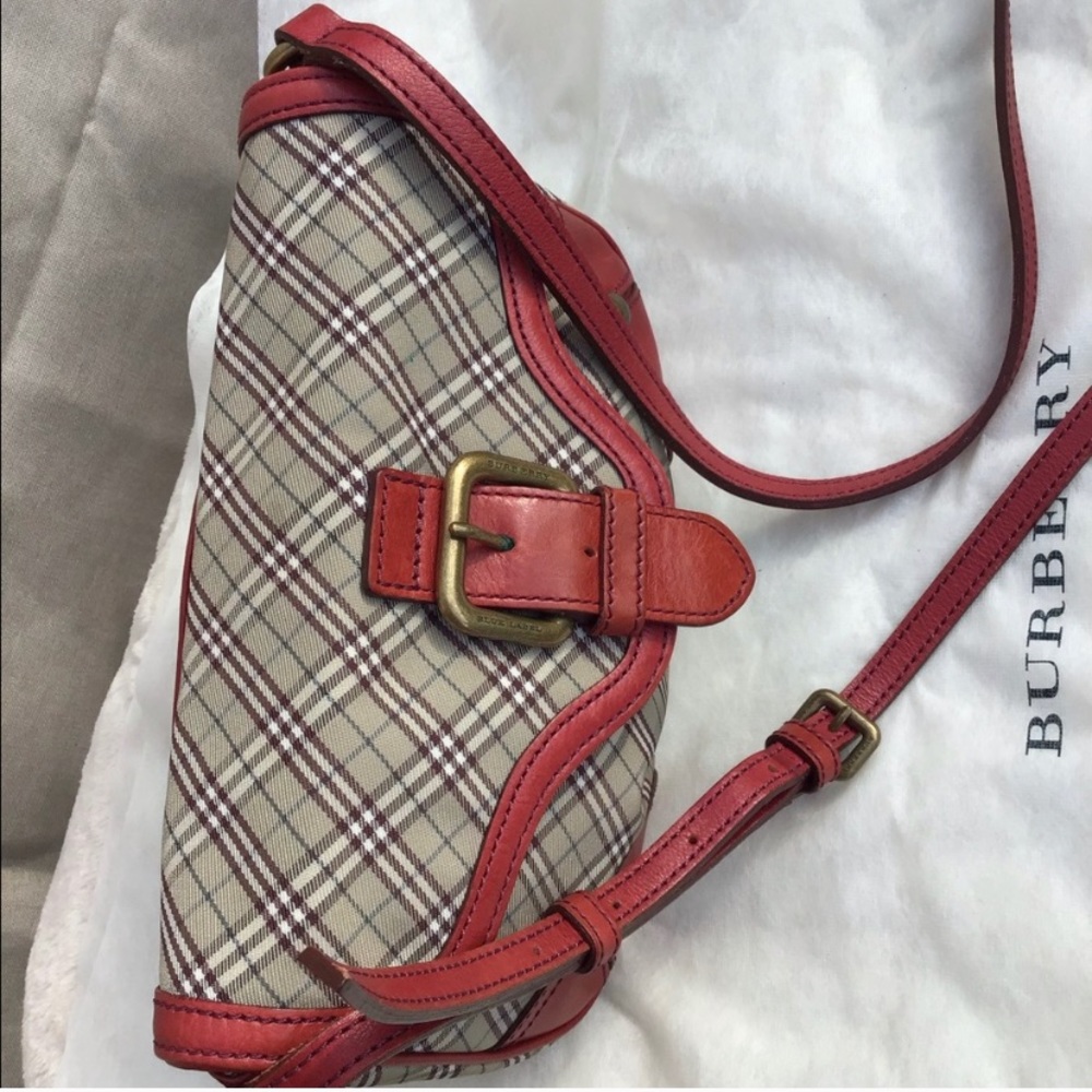 Authentic Burberry Purse - Picture 2 of 10